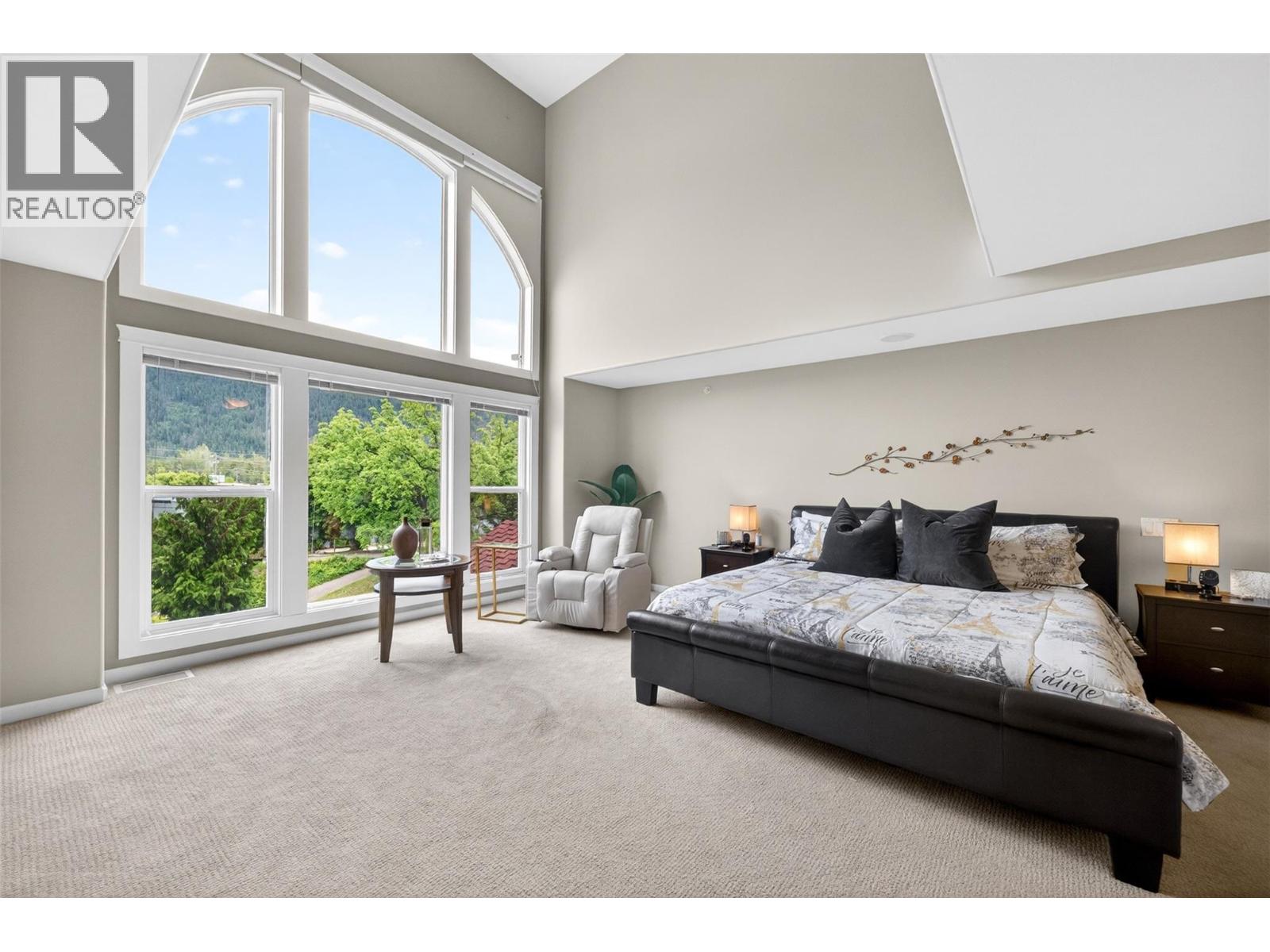 #13 1130 Riverside Avenue - Image 30