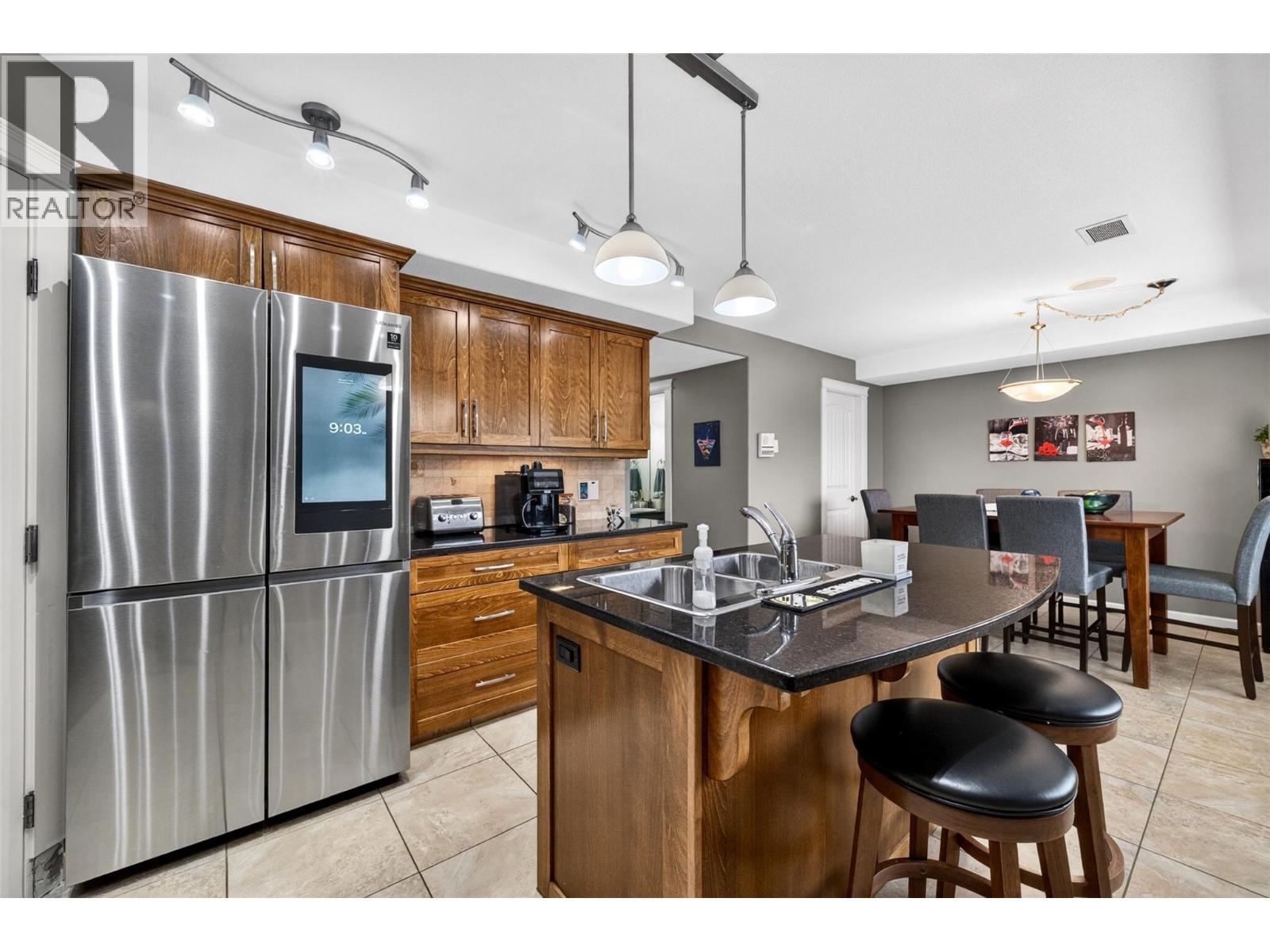#13 1130 Riverside Avenue - Image 24