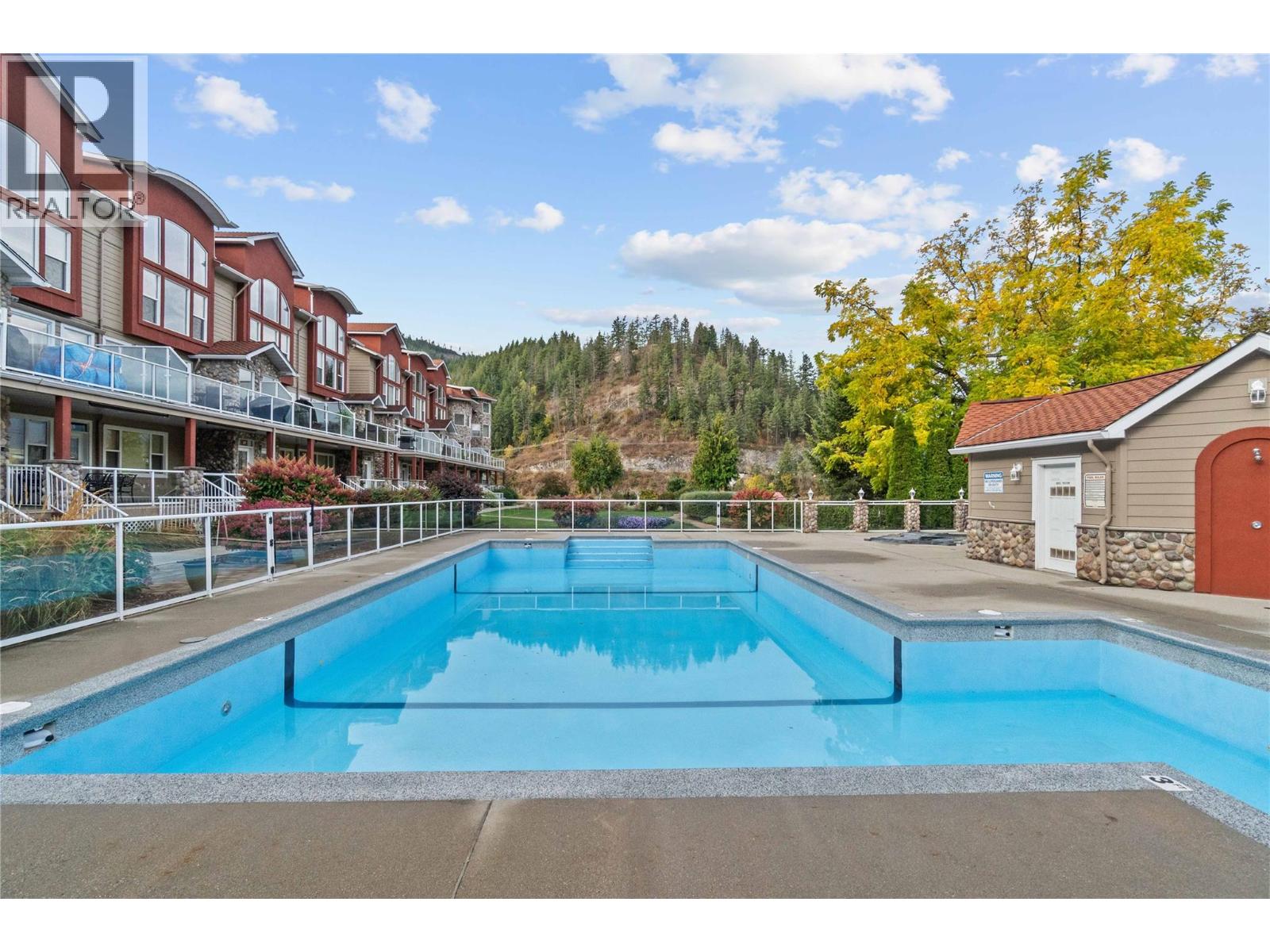 #13 1130 Riverside Avenue - Image 4