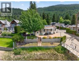 8242 97a Highway Unit# 80, Mara, BC V0E2K0 Photo 10