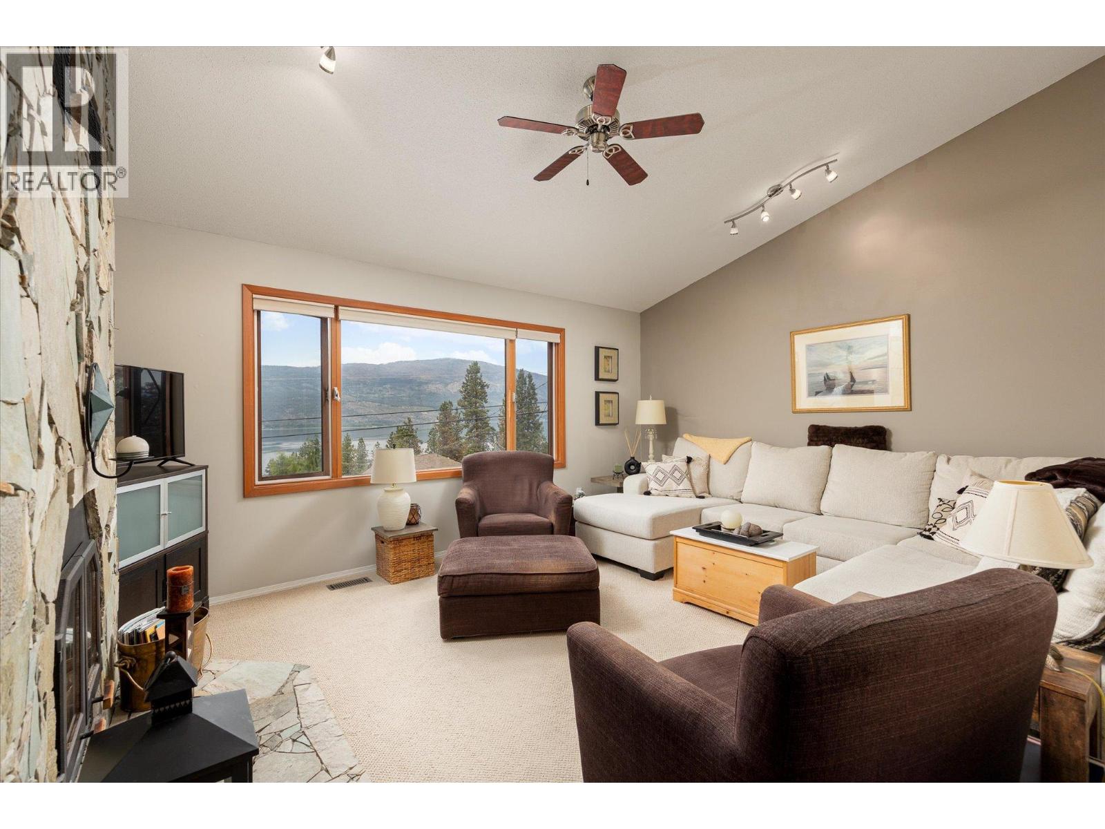 16455 Commonage Road, Lake Country