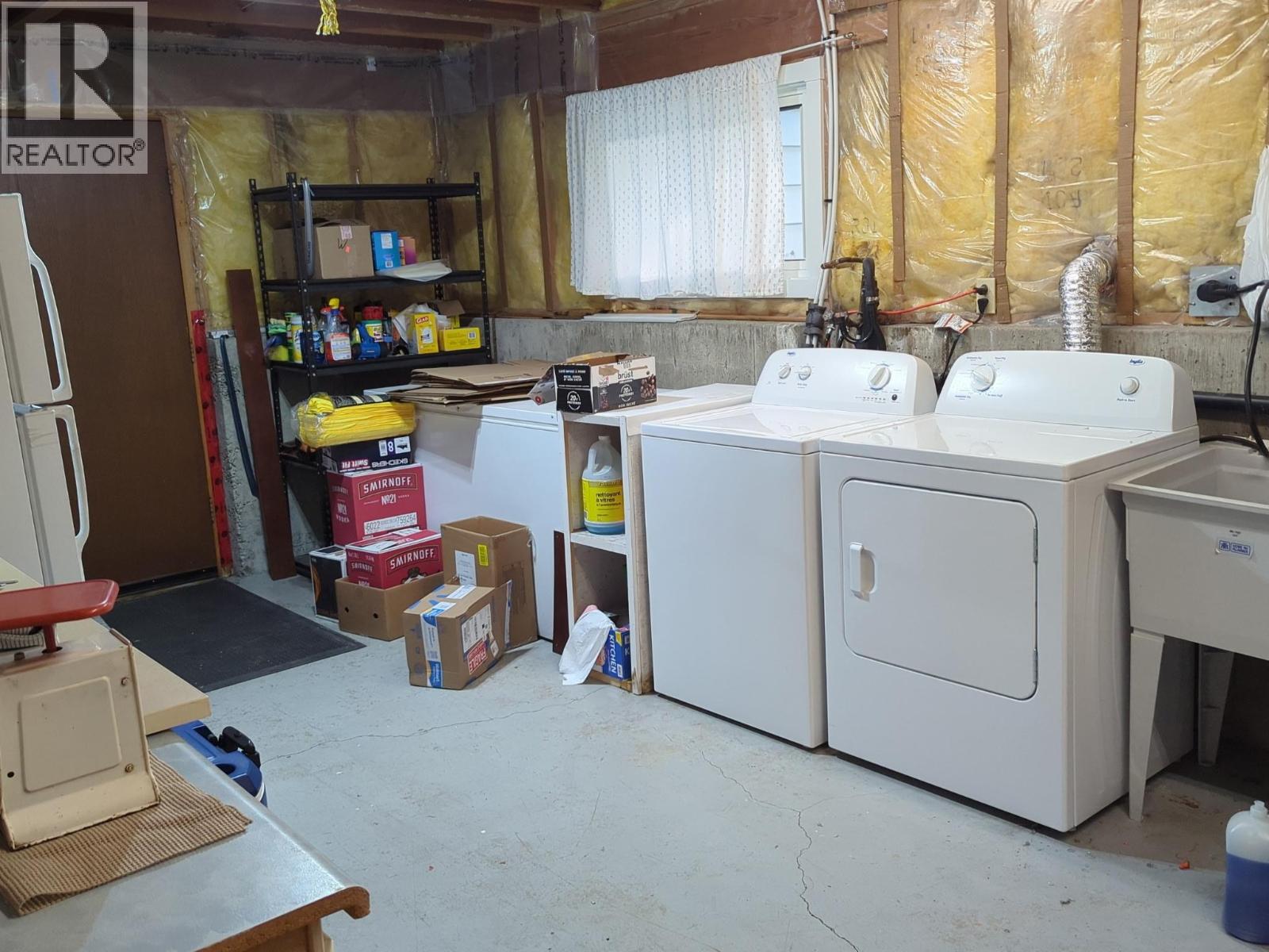 3430 Liard Court - Image 25