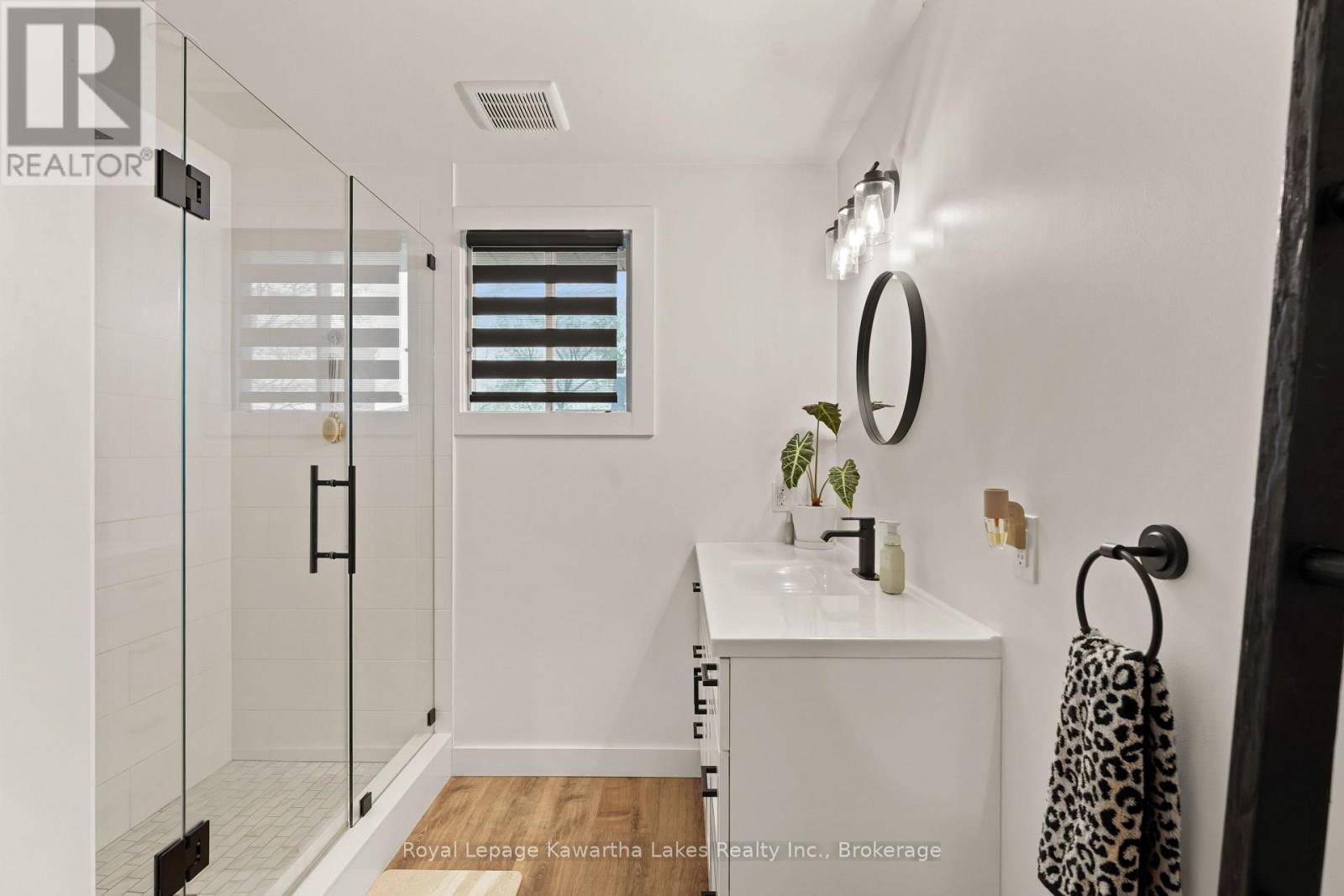 2 KENNEDY DRIVE - Image 22