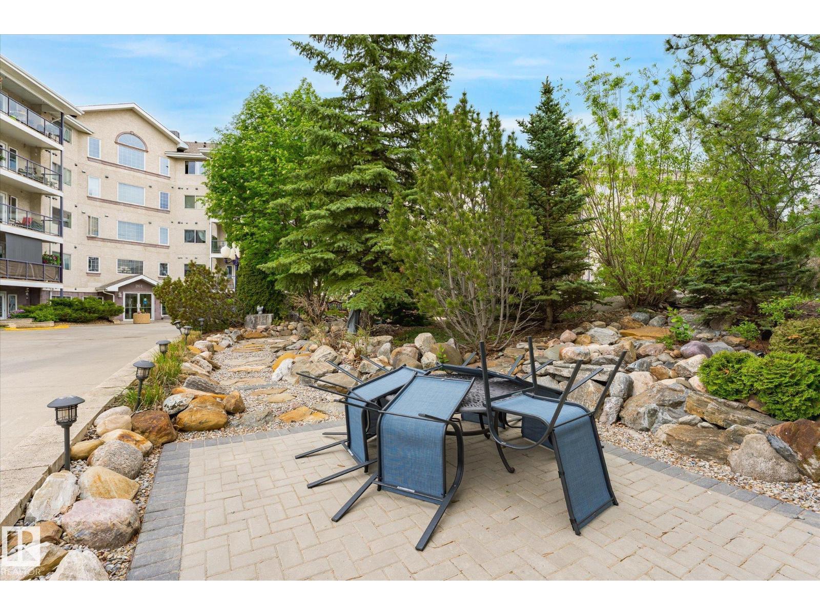 #511 261 YOUVILLE DR E NW - 6