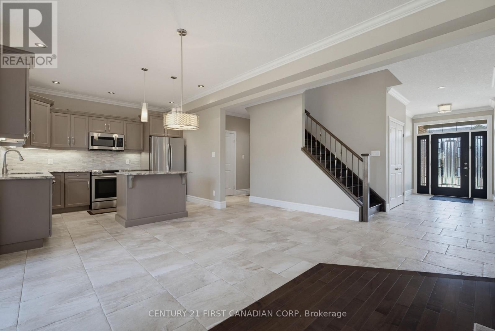 3429 SINGLETON AVENUE - 13