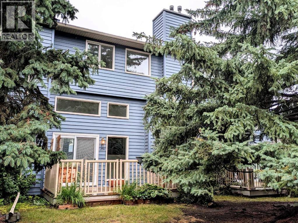 256 Point Mckay Terrace Northwest