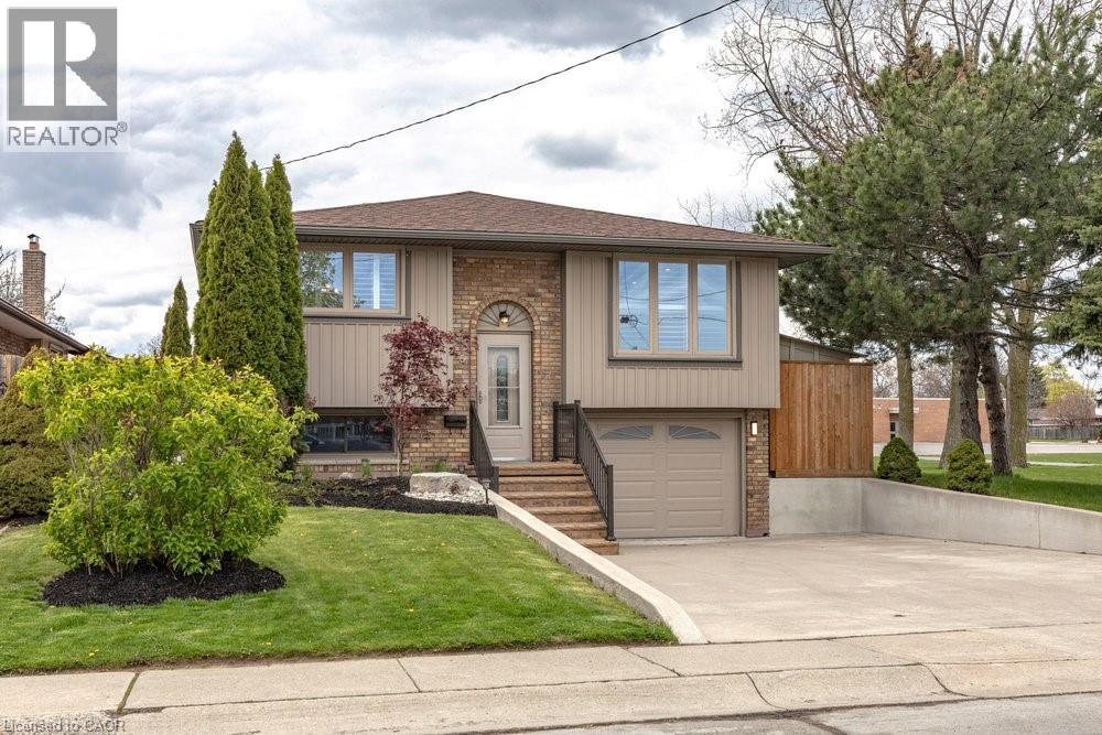 116 HIGHRIDGE Avenue - 2