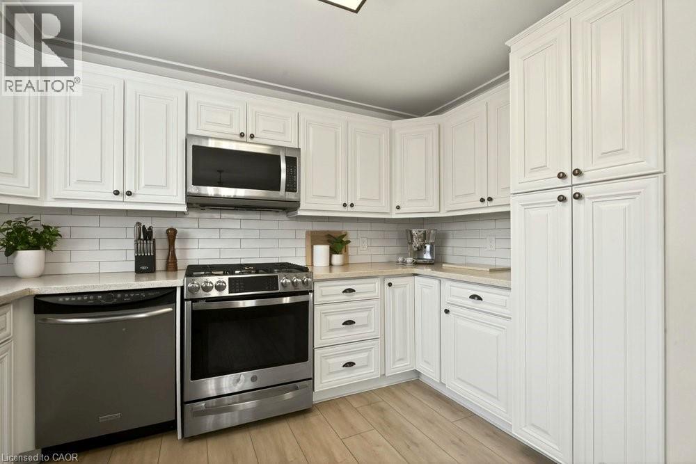 116 HIGHRIDGE Avenue - Image 16