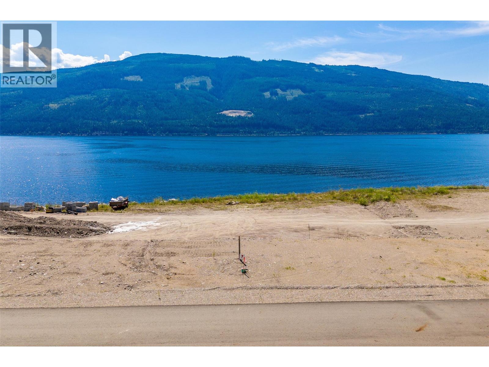 4990 Sunnybrae-Canoe Point Road Unit# 7, Tappen