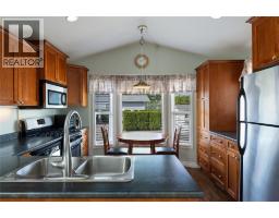 Kitchen - 8000 Highland Road Unit# 24, Vernon, BC V1B3W5 Photo 6