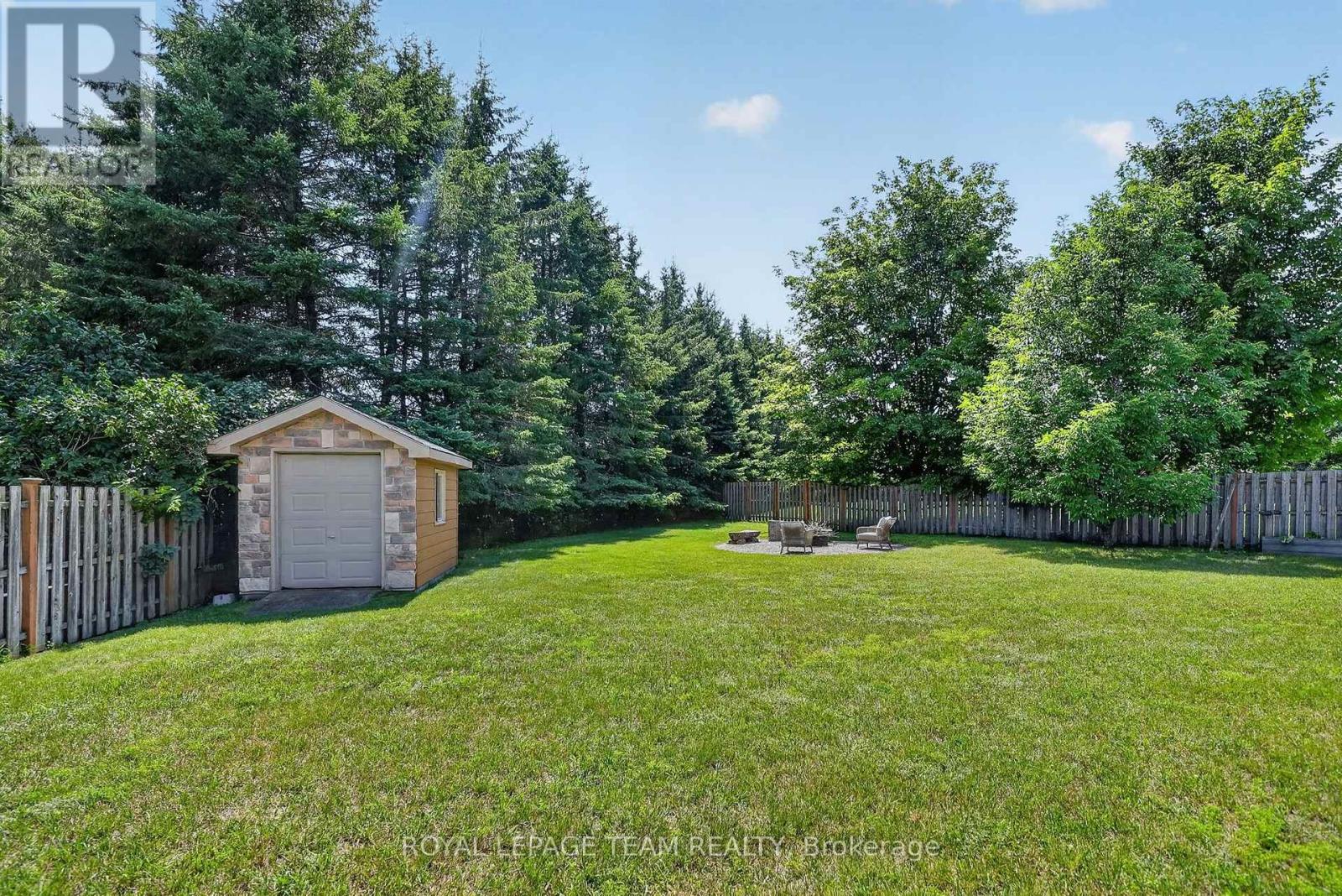 4 Bed, 2 Bath House for Sale in Ottawa – 1550 STANLEYFIELD CRESCENT, Ottawa – MLS# X13677326 - Image 46