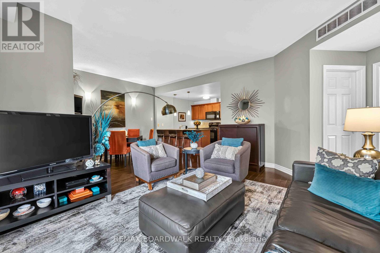 2 Bed, 1 Bath House for Sale in Ottawa – C – 241 CRESTWAY DRIVE, Ottawa – MLS# X13677354 - Image 6