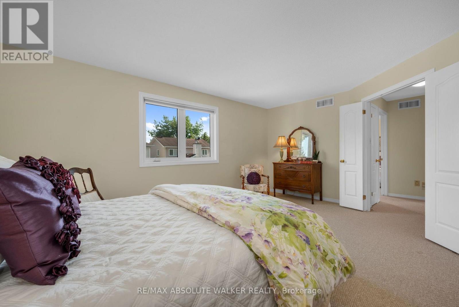 3 Bed, 3 Bath House for Sale in Ottawa – 6161 LARIVIERE CRESCENT, Ottawa – MLS# X13677412 - Image 21