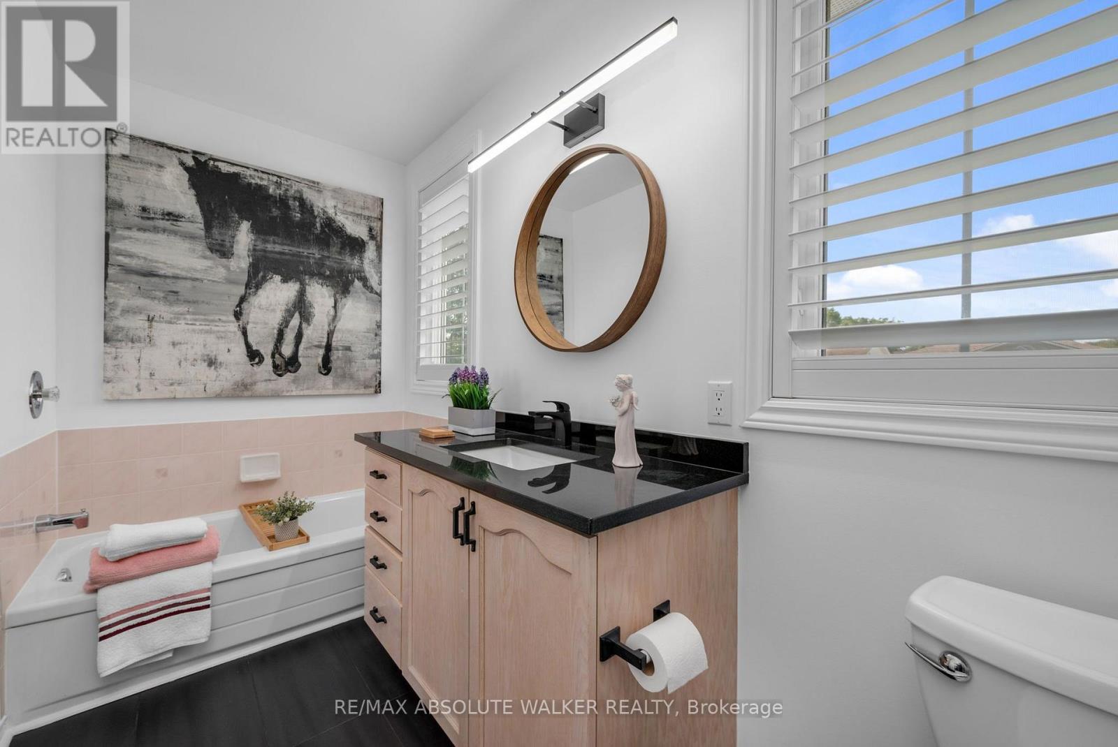 6161 LARIVIERE CRESCENT - 23