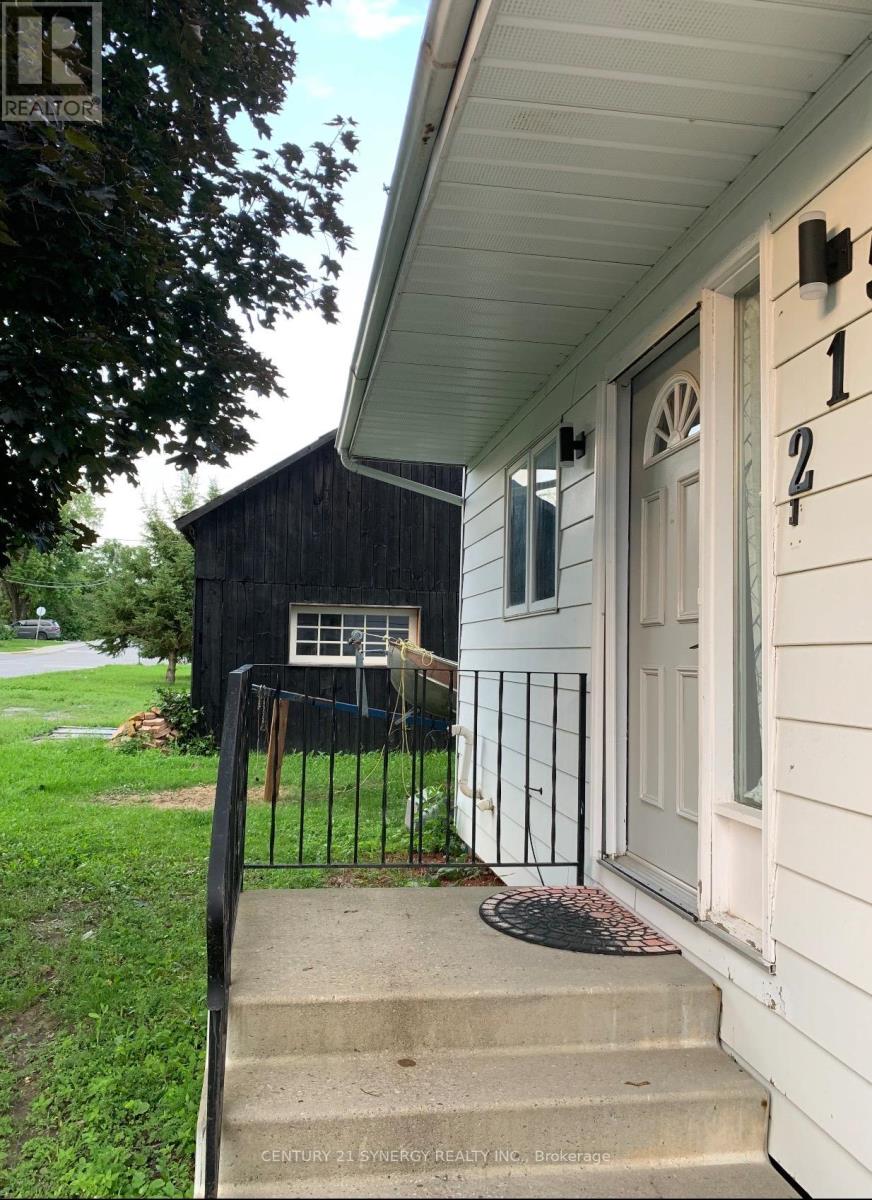 215 VICTORIA STREET - 2