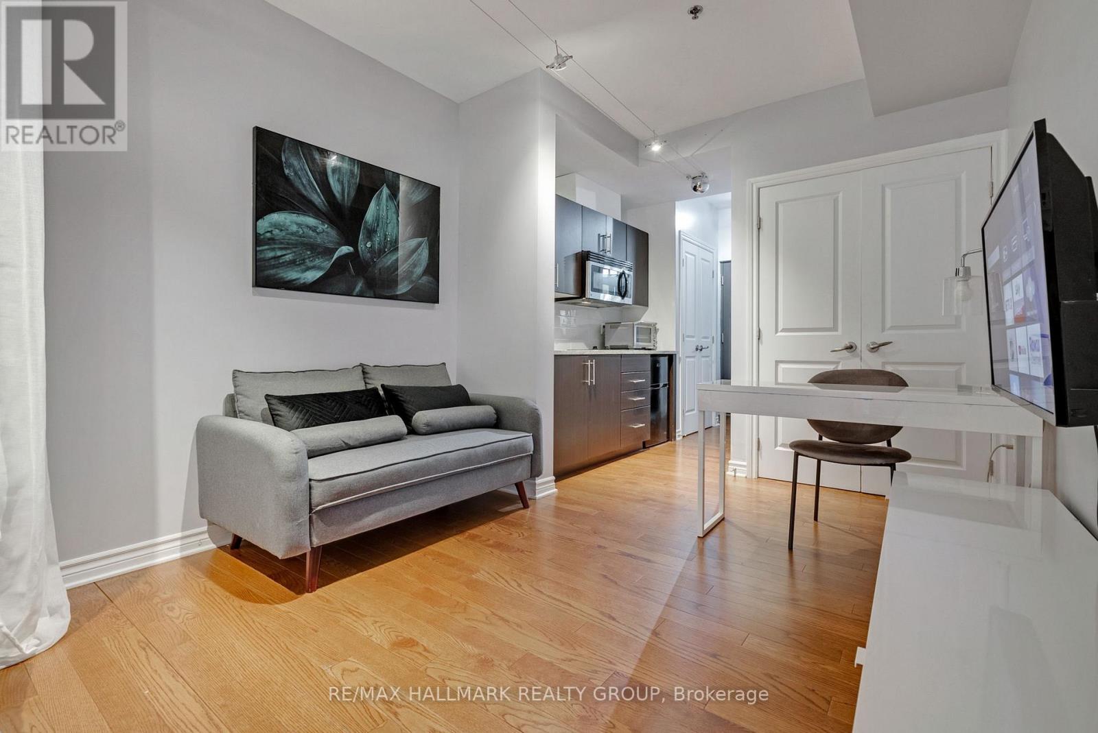 1 Bath Apartment for Rent in Ottawa – 105 – 429 KENT STREET, Ottawa – MLS# X13677446 - Image 7