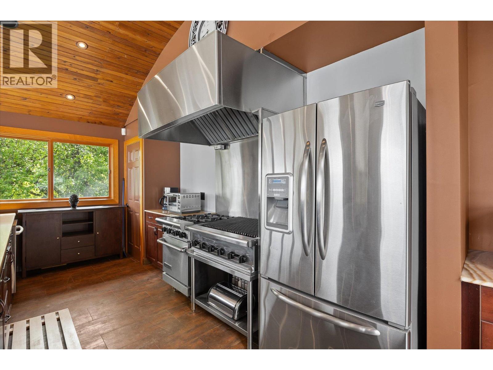 #7 3105 Thacker Drive - 45