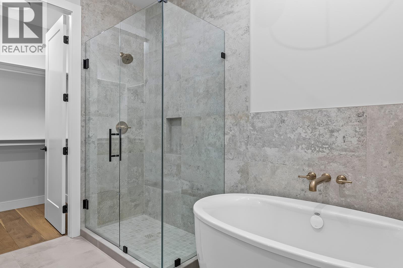 75 Predator Ridge Drive Unit# 606, Vernon