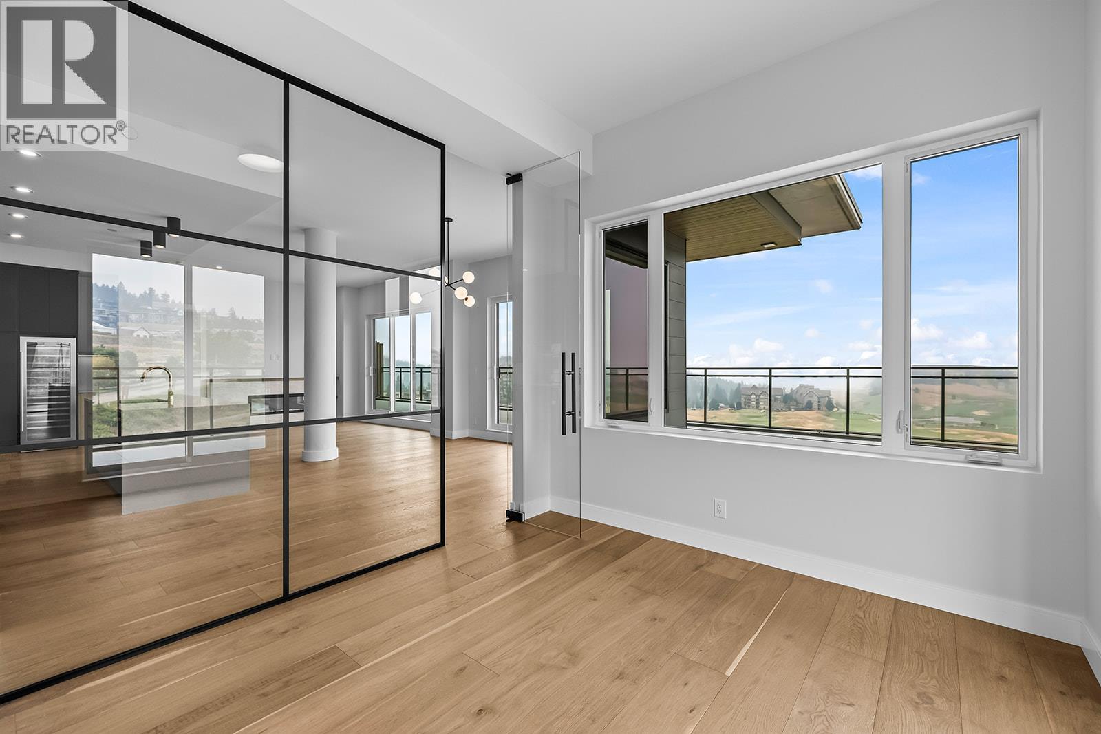 75 Predator Ridge Drive Unit# 606, Vernon