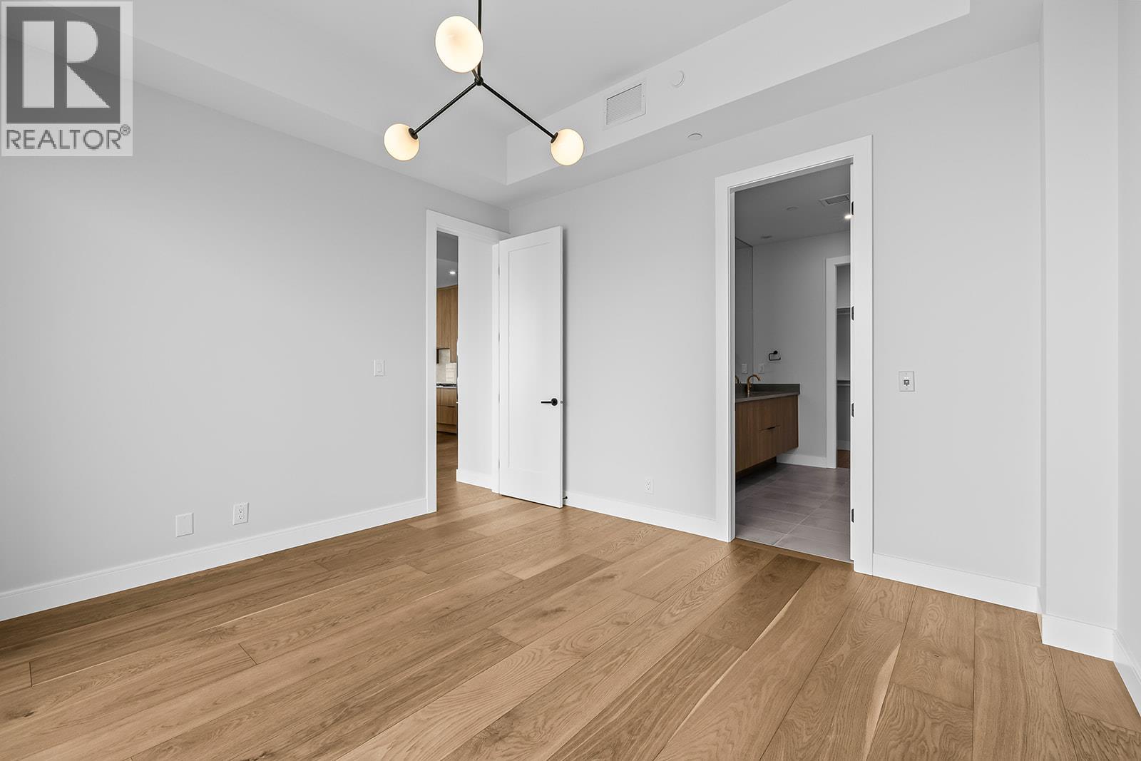 75 Predator Ridge Drive Unit# 606, Vernon