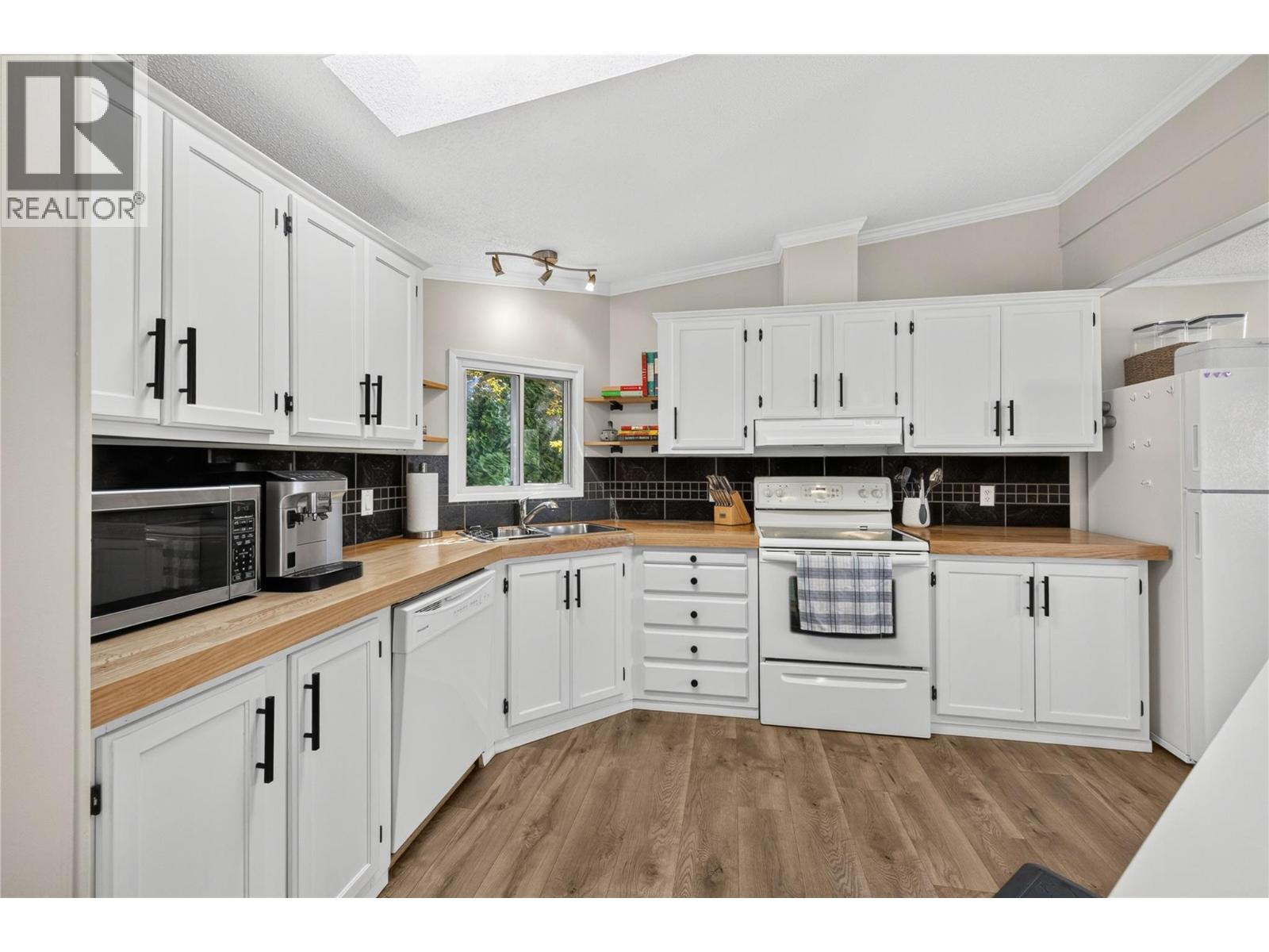 3115 JUNIPER Drive, Naramata
