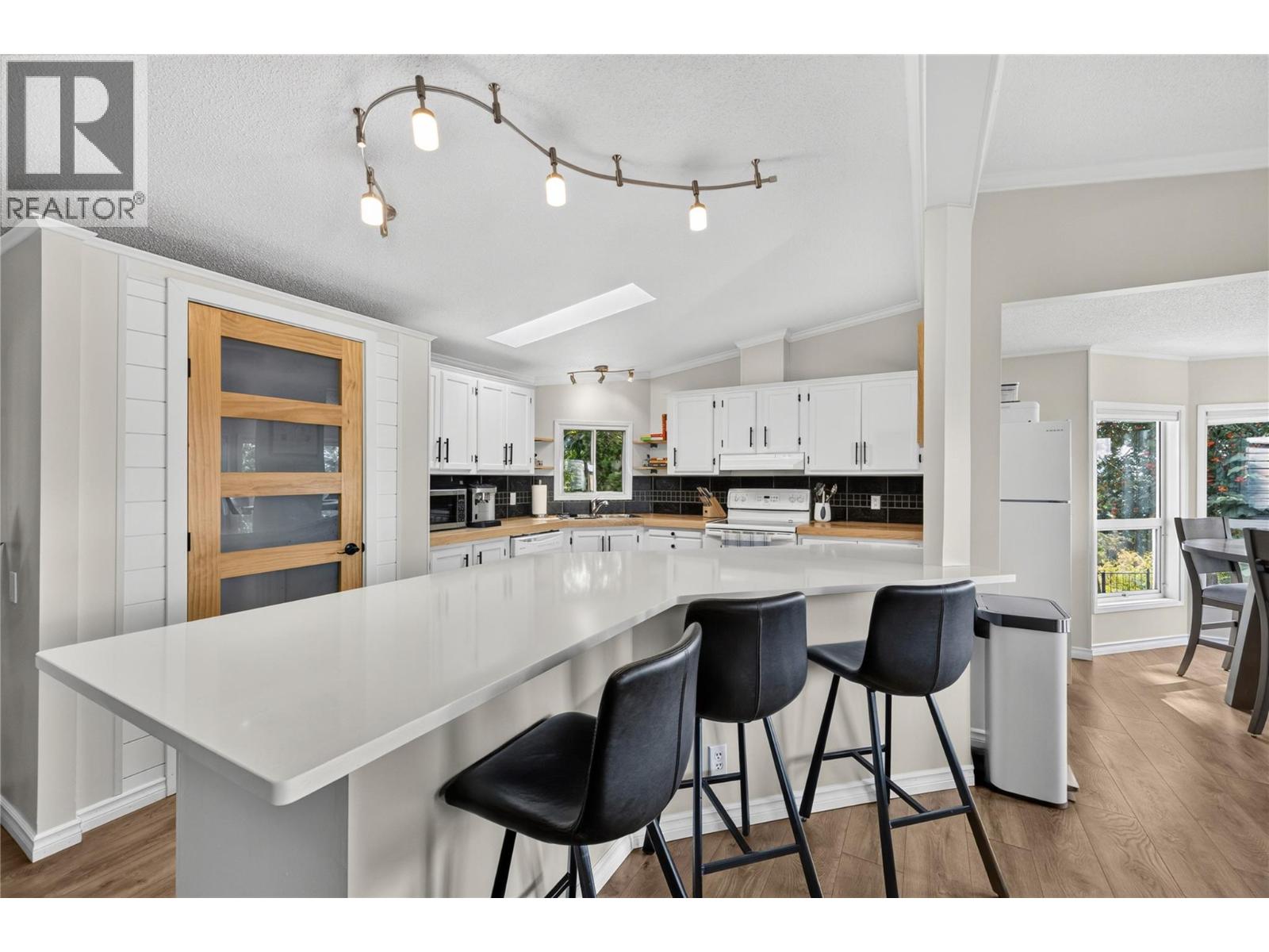 3115 JUNIPER Drive, Naramata
