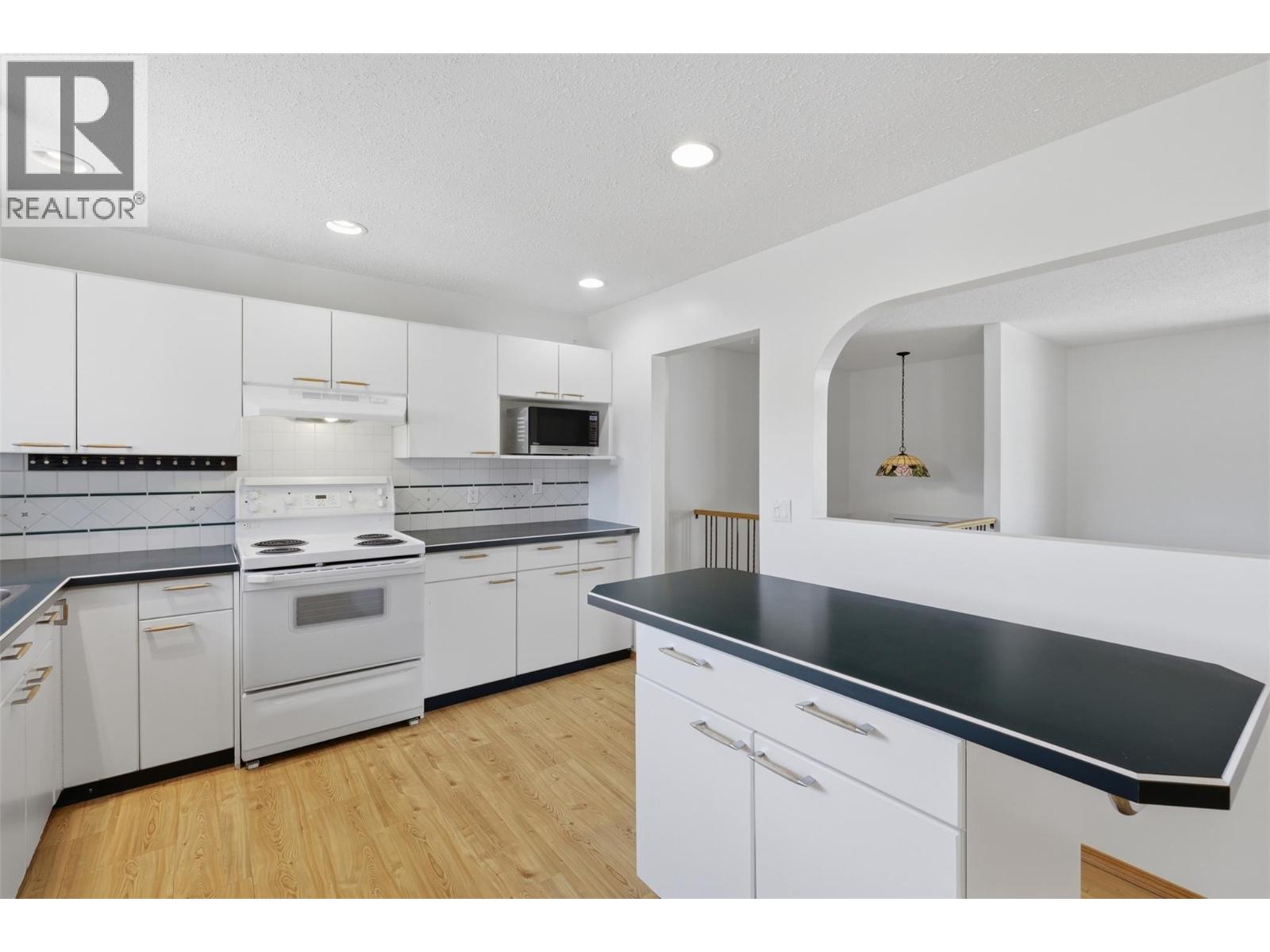 1594 Griffin Terrace - 6