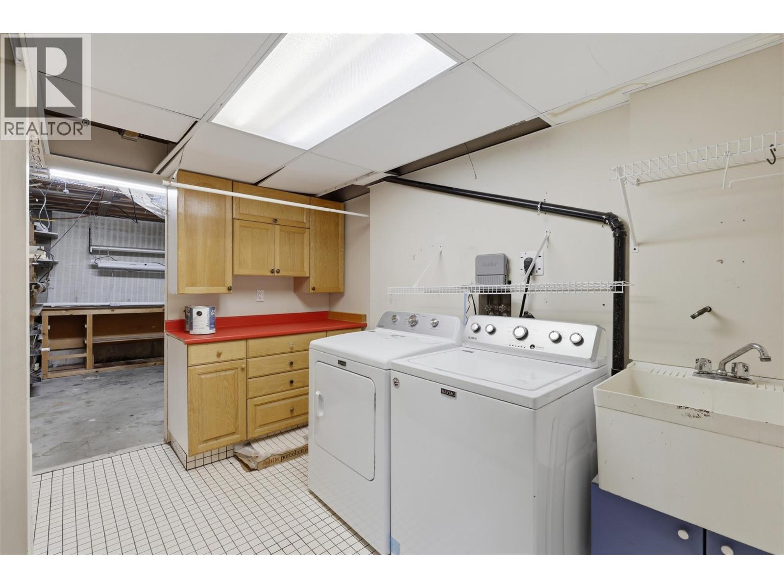 1594 Griffin Terrace - 35