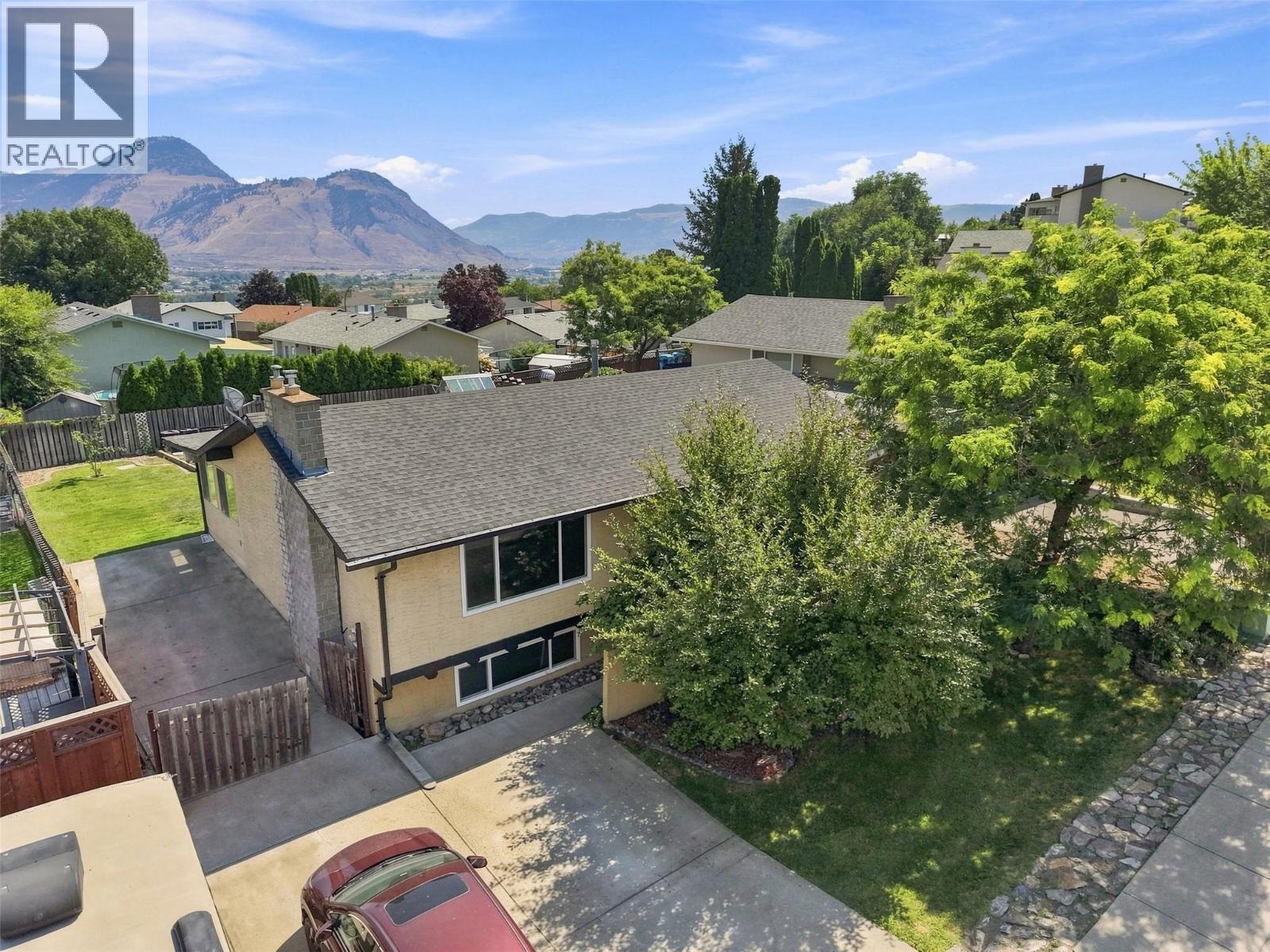 1594 Griffin Terrace - 2