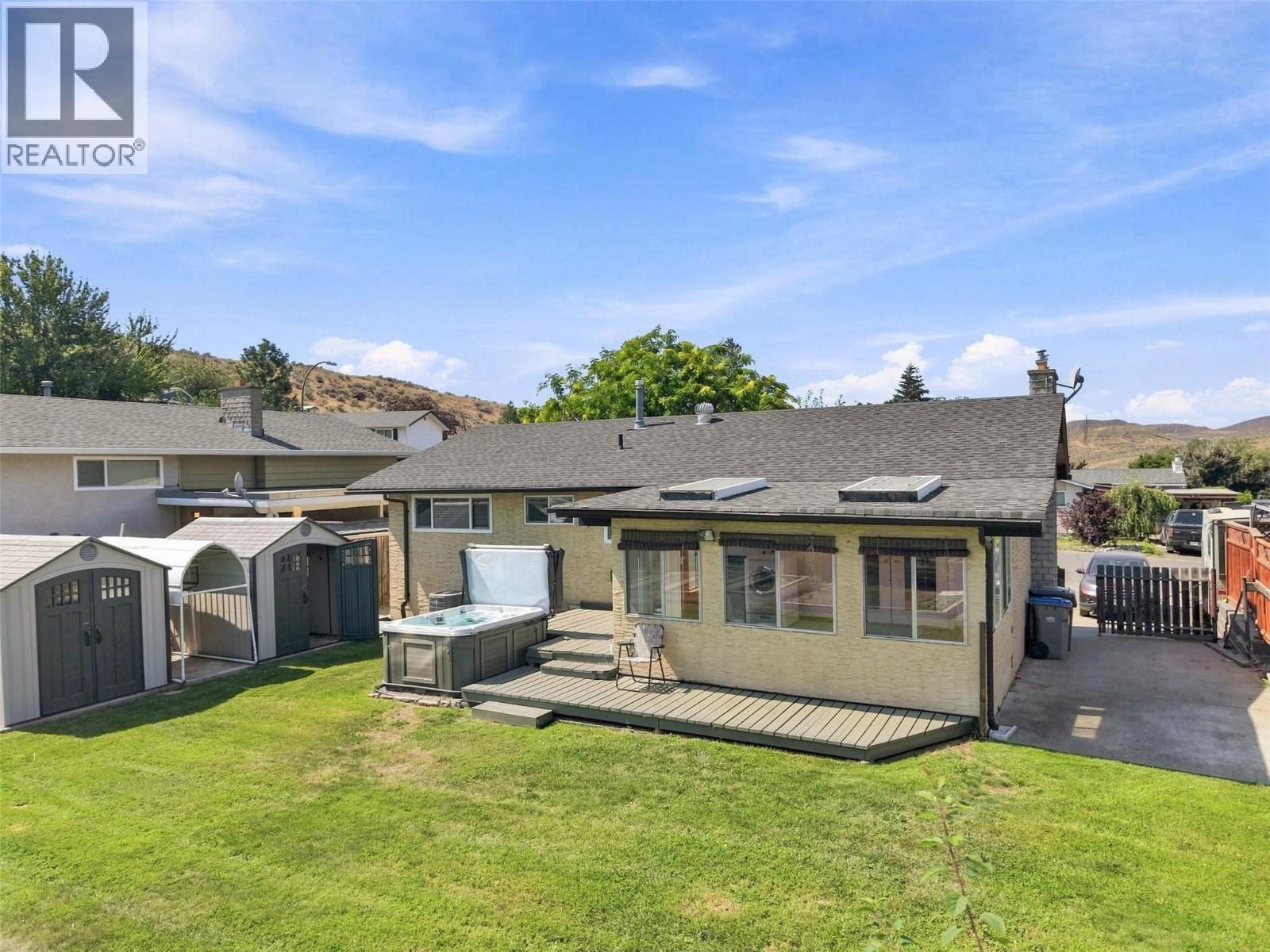 1594 Griffin Terrace - Image 38