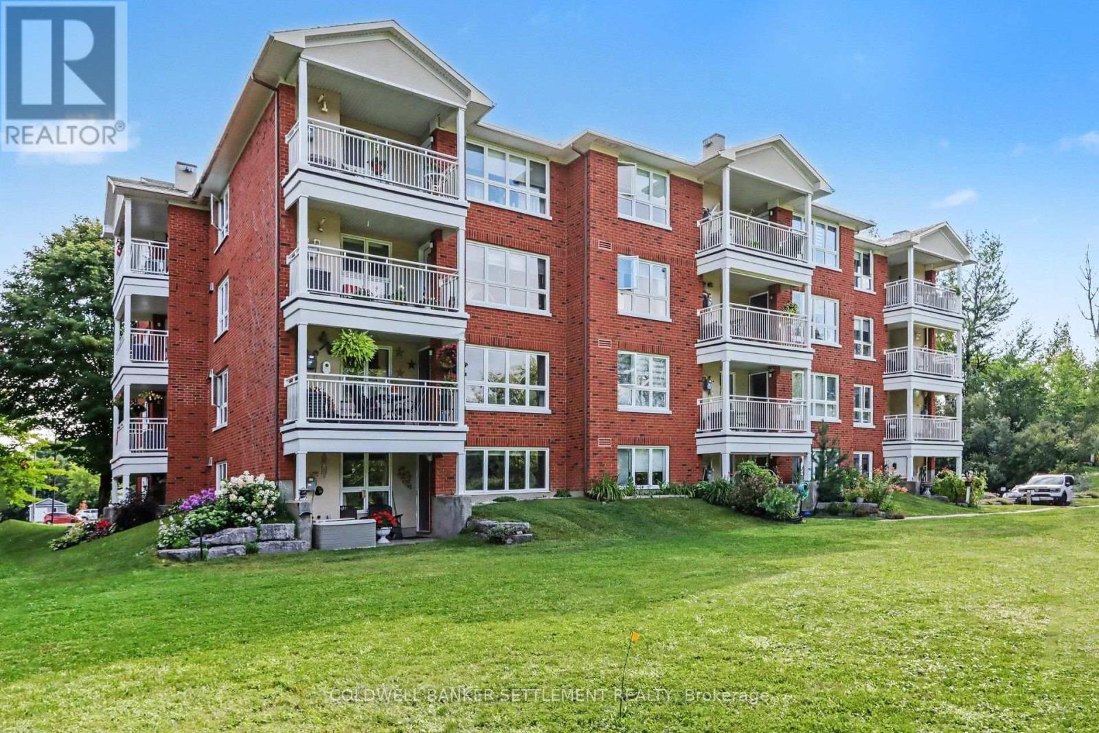 2 Bed, 2 Bath Apartment for Sale in Perth – 301 – 103 NORTH STREET N, Perth – MLS# X13677330 - Image 4