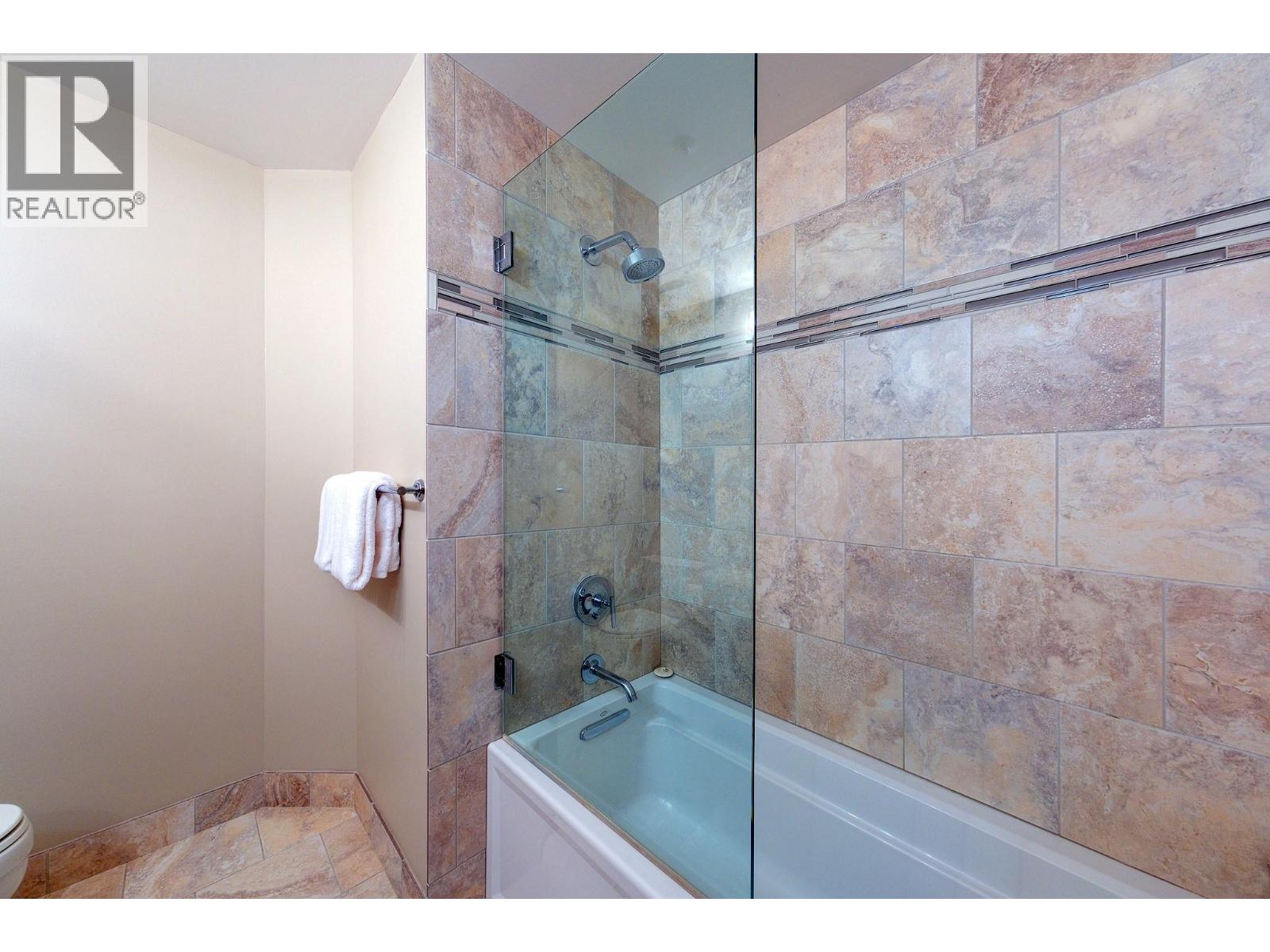 101 Dormie Drive Unit# 3H, Vernon