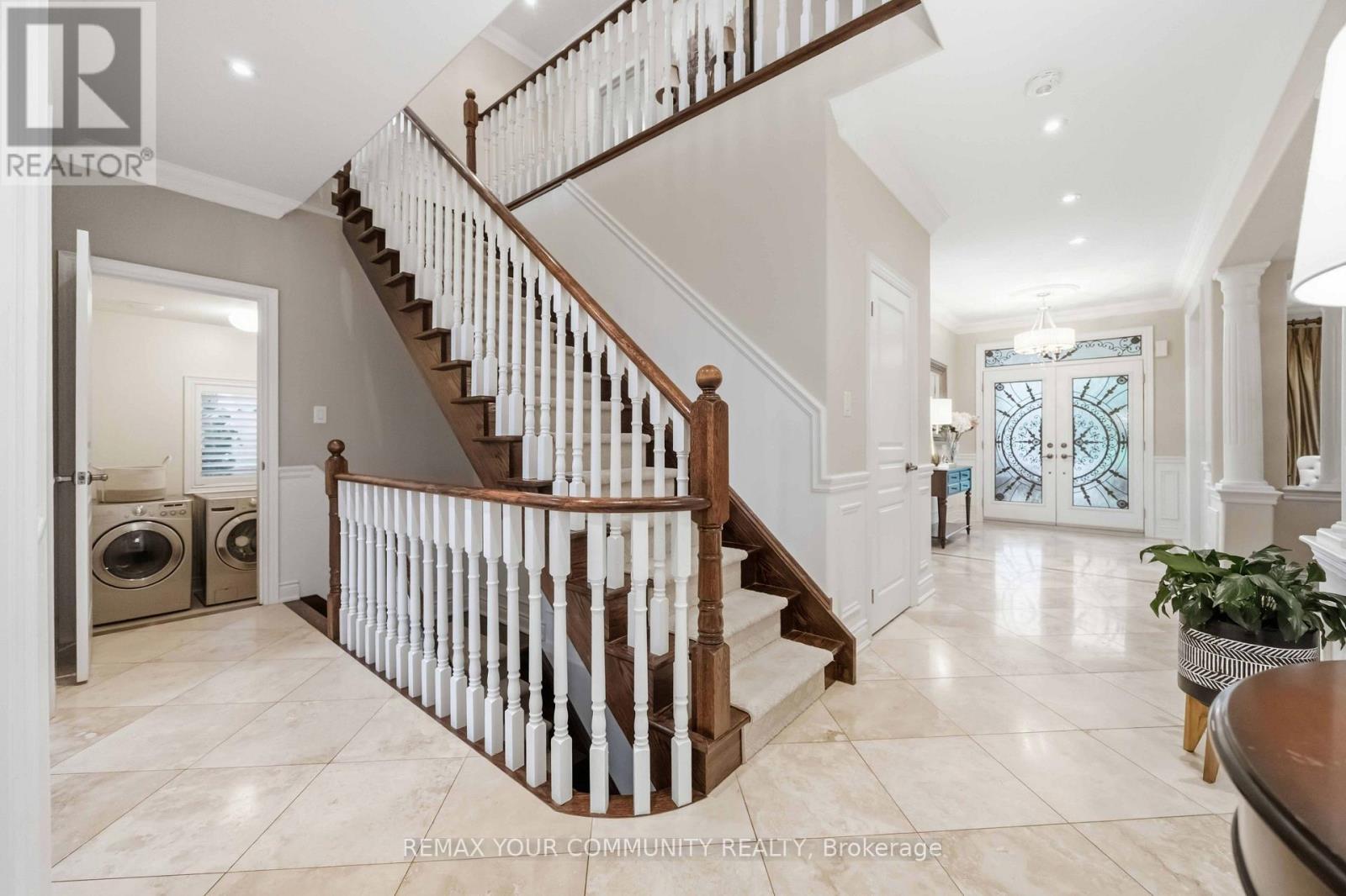 2313 SOUTHCOTT ROAD - Image 20