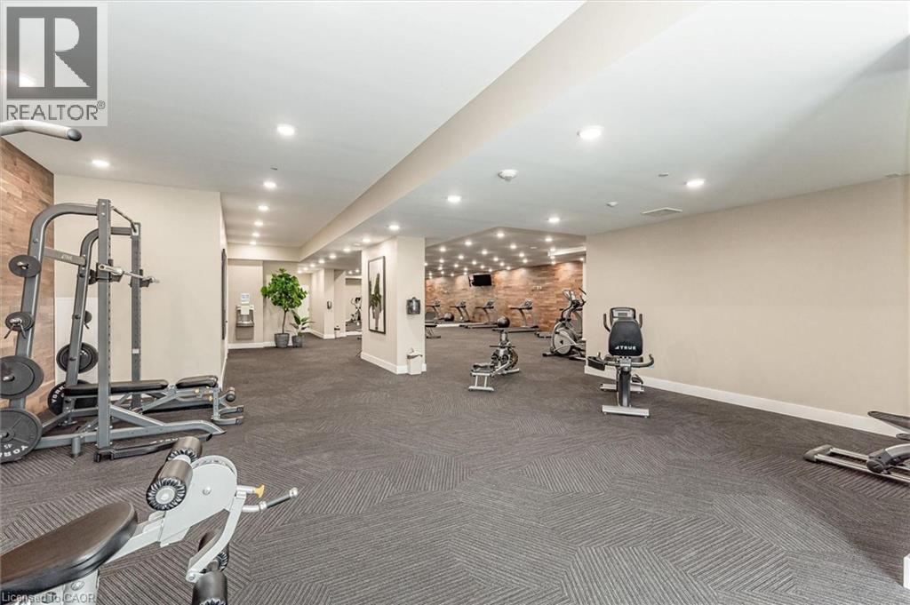 #605 1878 GORDON Street - 19