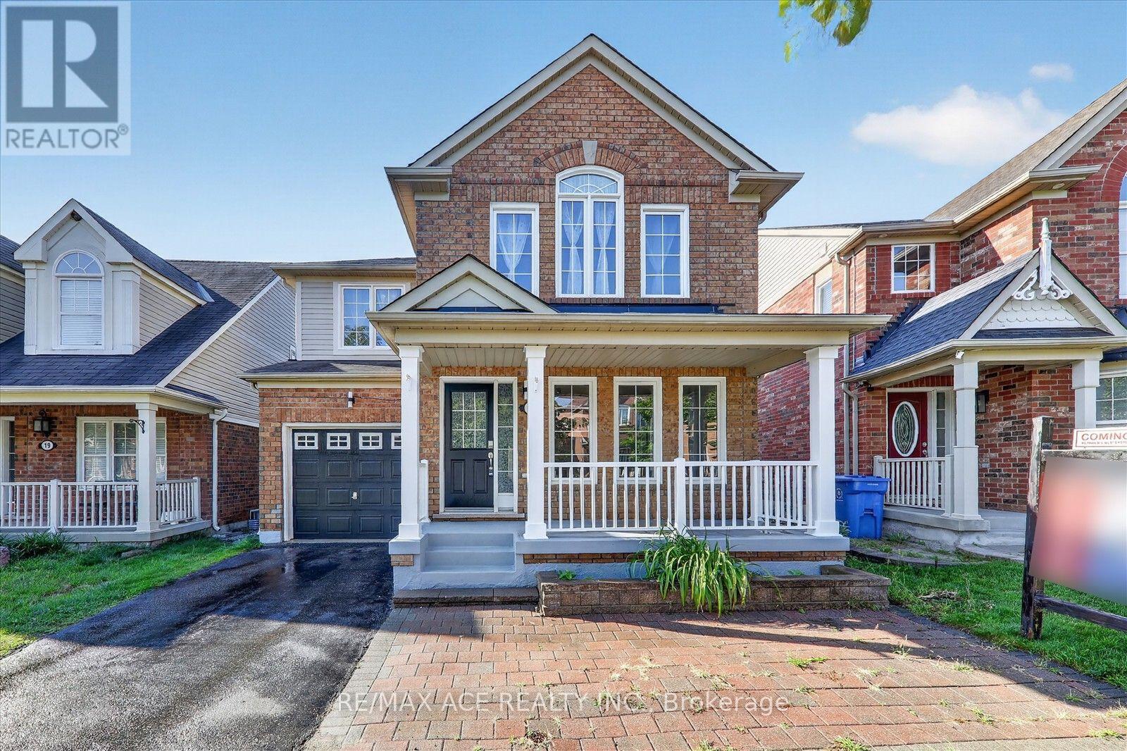 23 HARRY SANDERS AVENUE - 1