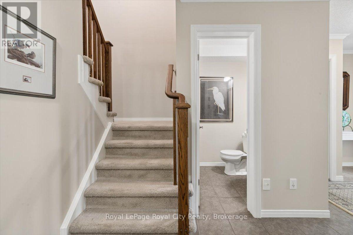 58 WALKER WAY - 19