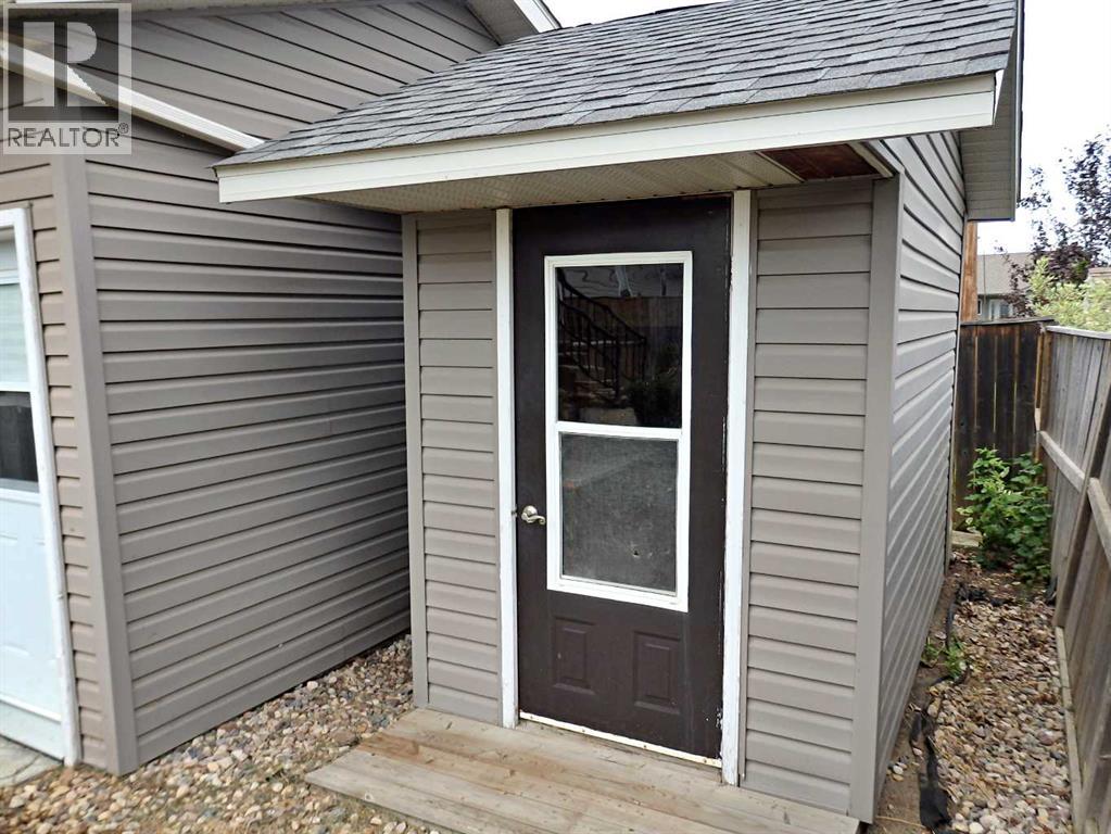 5239 64 Street - 38