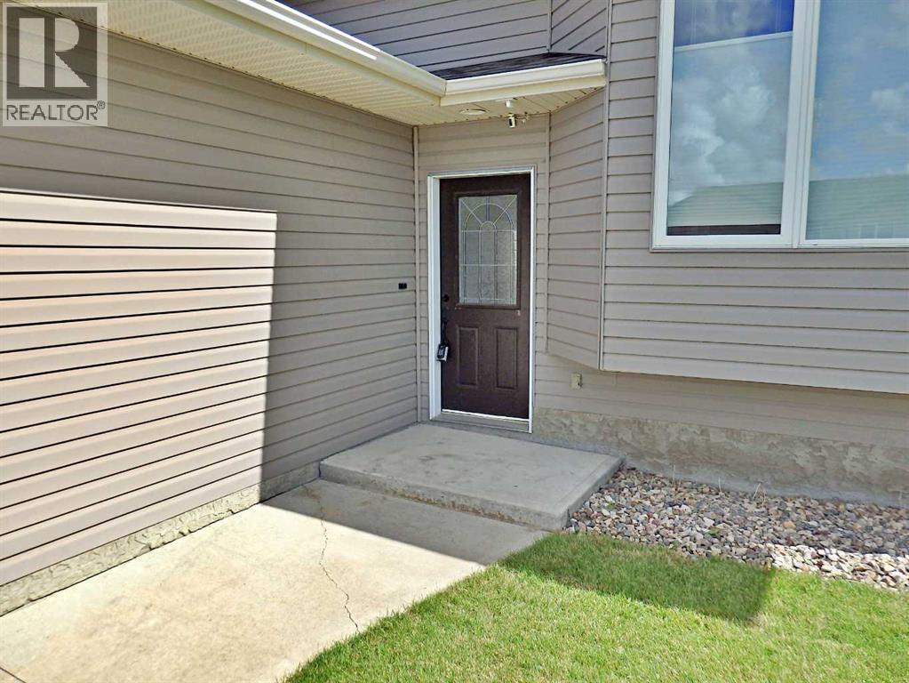 5239 64 Street - 11