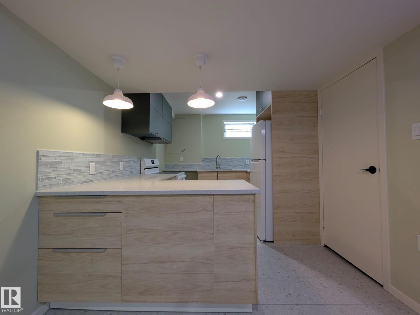 9523 134 Avenue NW - Photo 37