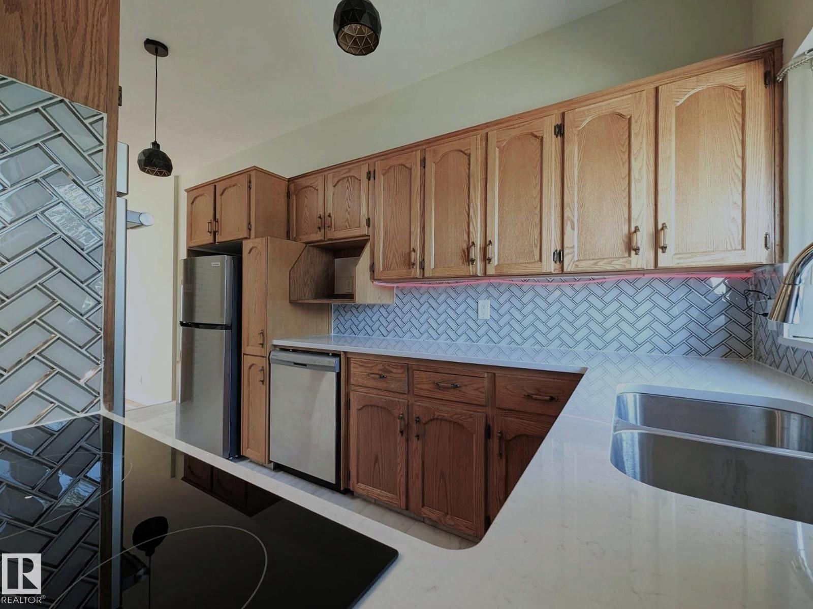 9523 134 Avenue NW - Photo 18