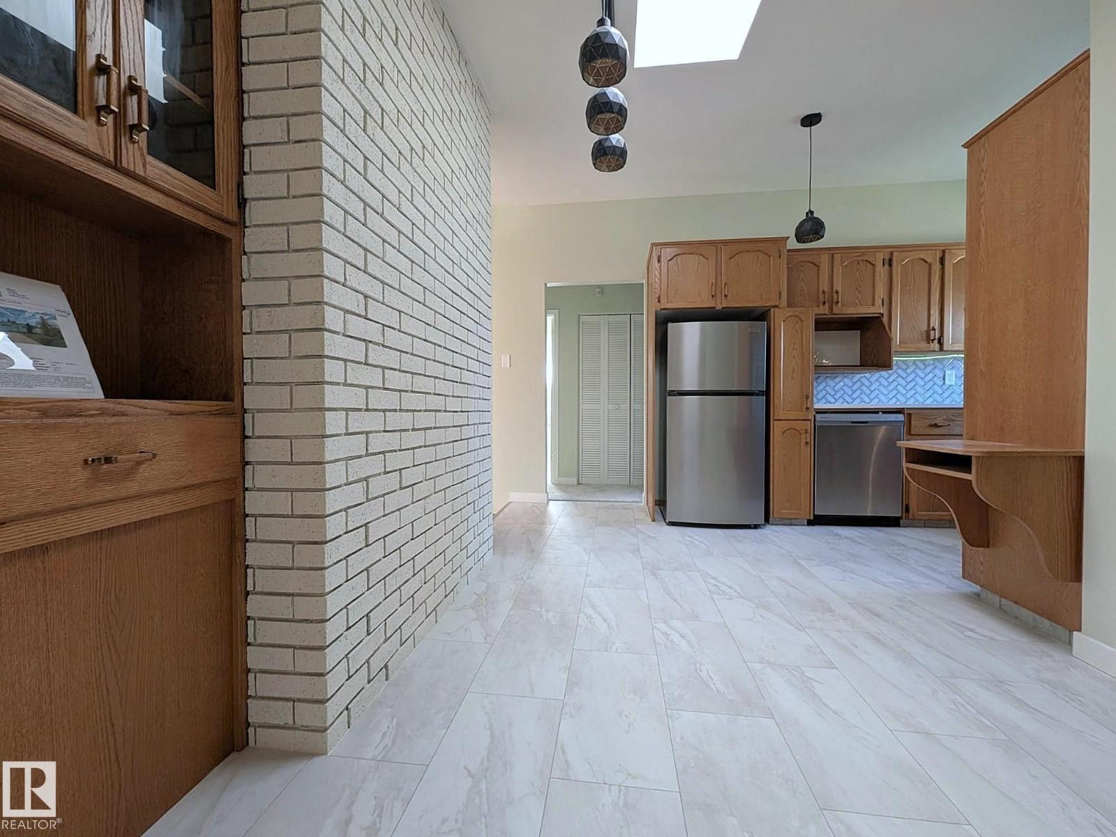 9523 134 Avenue NW - Photo 13