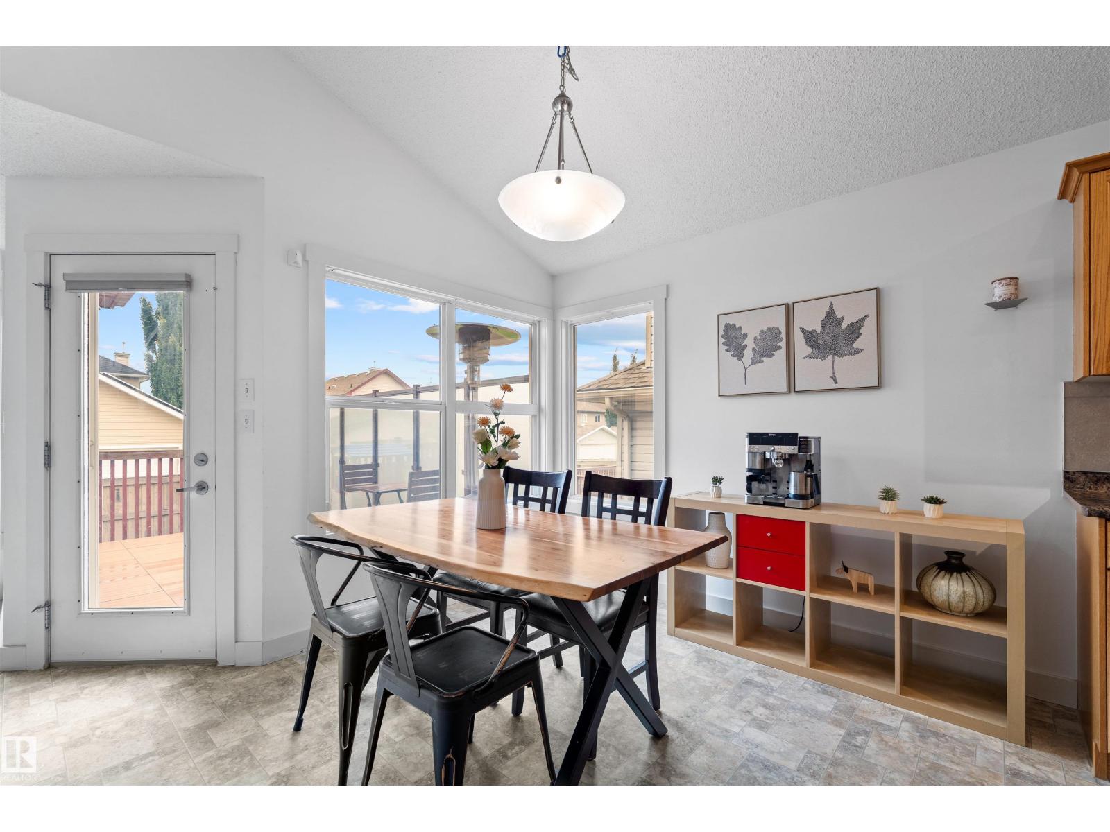 8315 SHASKE Crescent NW - Photo 12