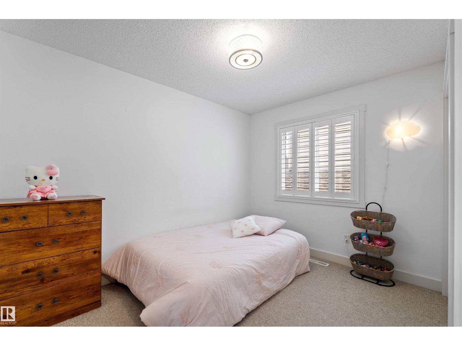 8315 SHASKE Crescent NW - Photo 15