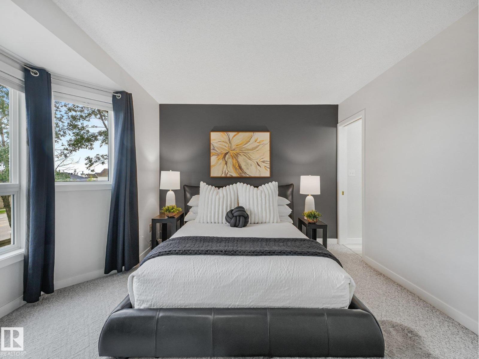 3 901 NORMANDY Drive - Photo 31
