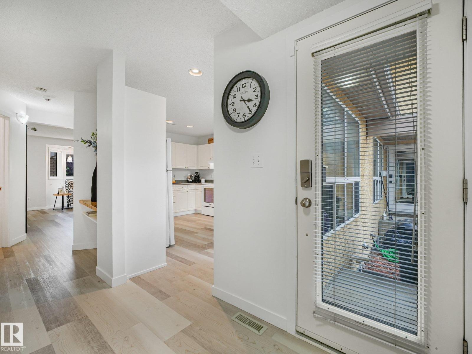 3 901 NORMANDY Drive - Photo 7