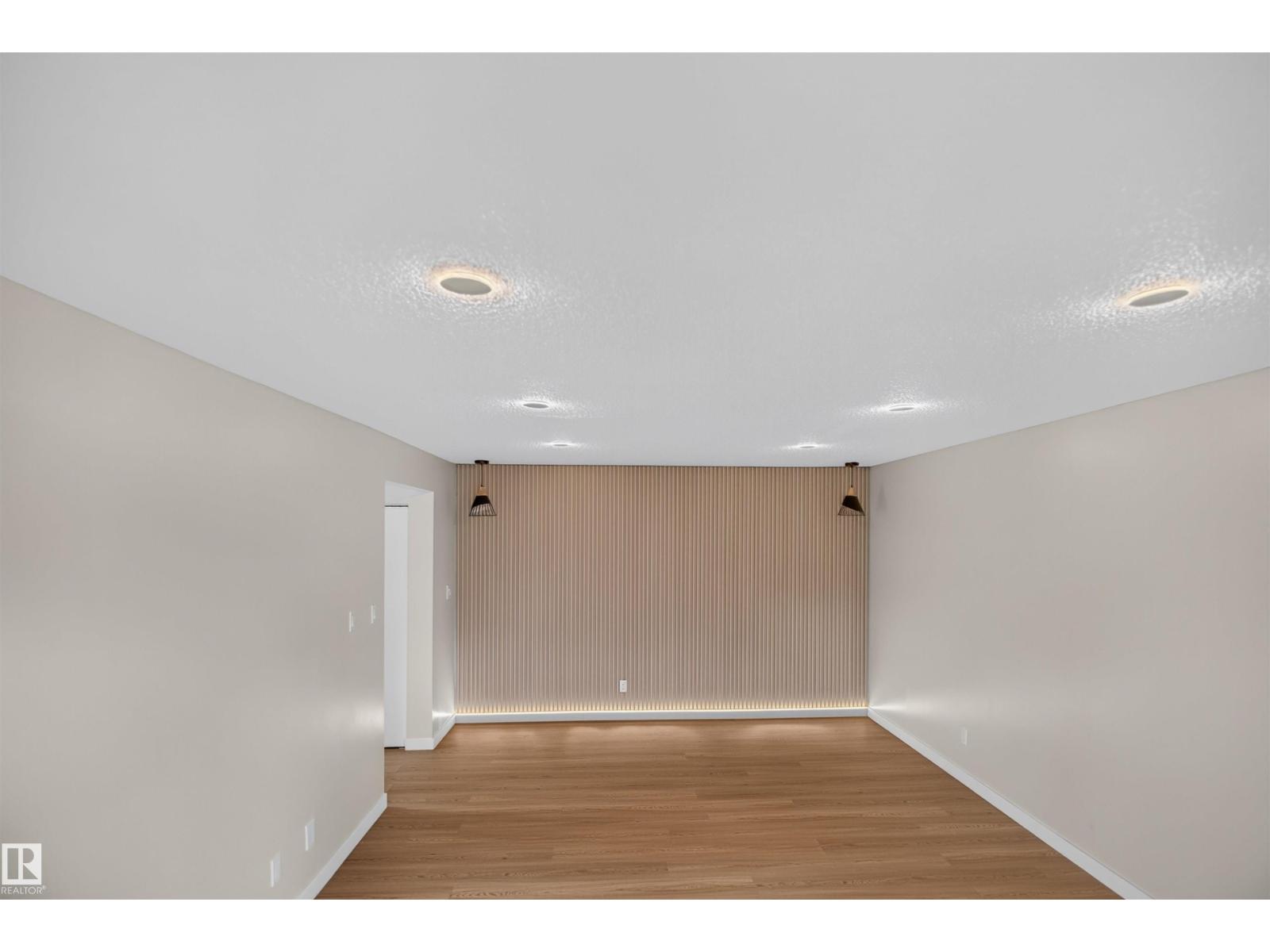 305 11907 81 Street NW - Photo 12