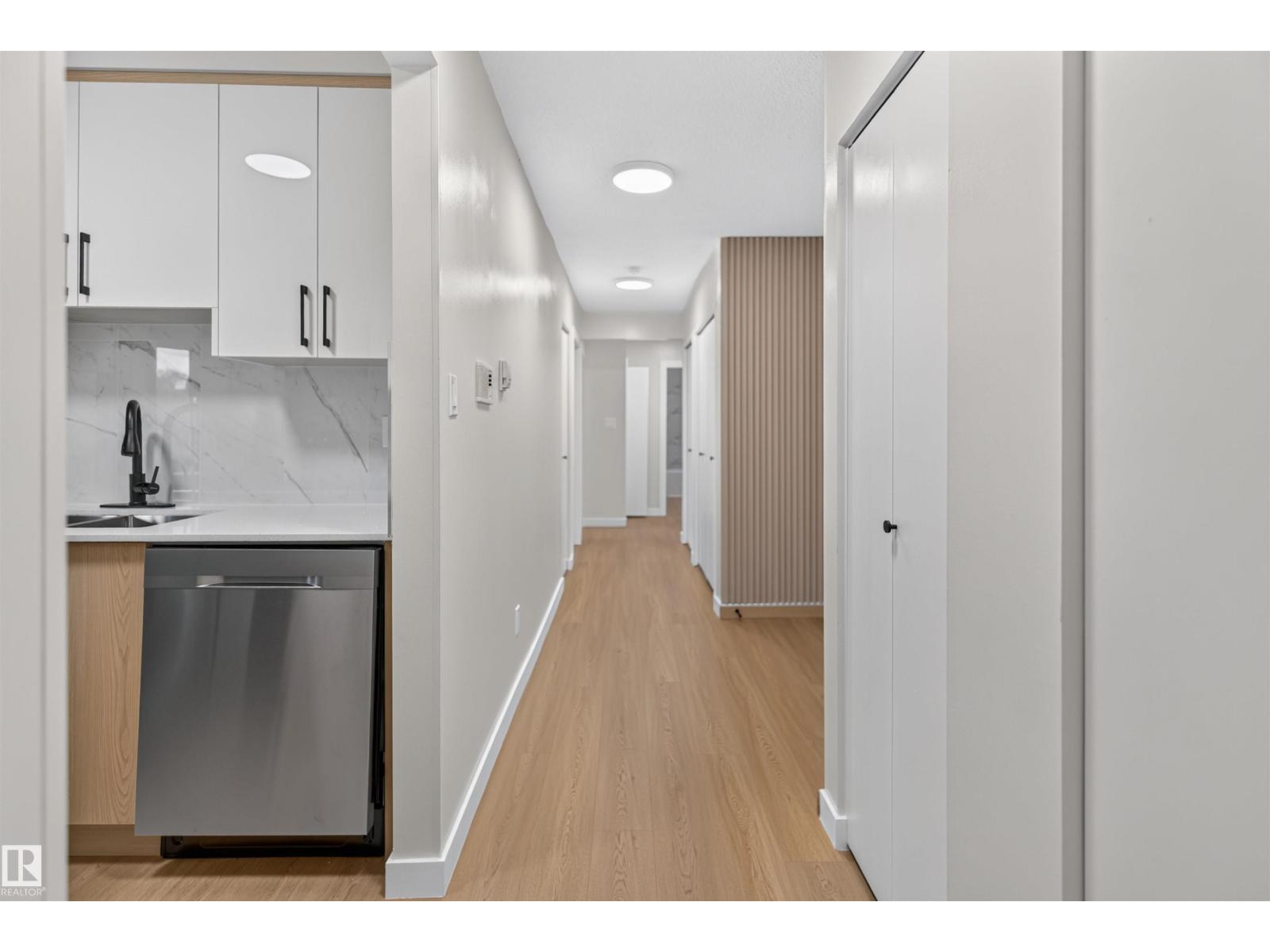 305 11907 81 Street NW - Photo 6