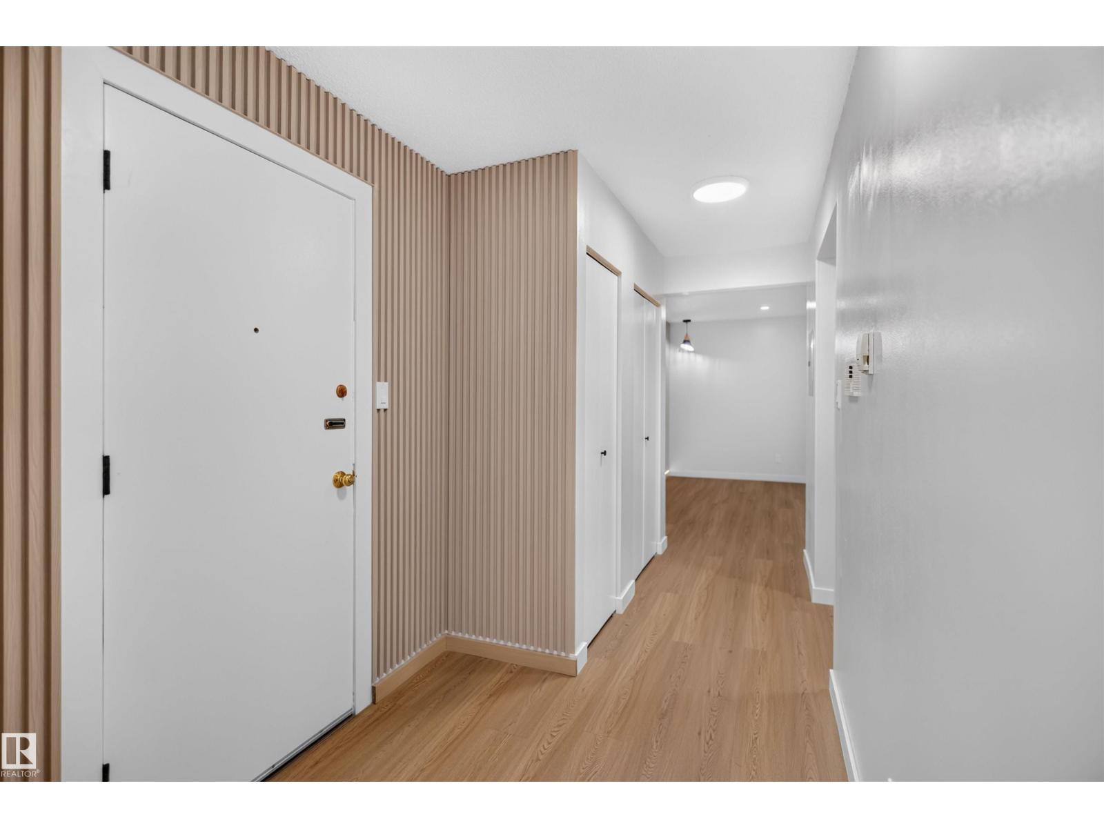 #305 11907 81 ST NW - 7