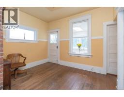 1467 Bay St, Victoria, BC V8R2A6 Photo 11