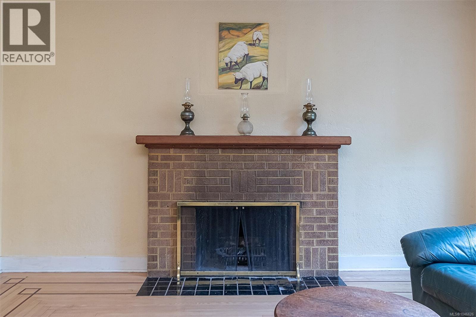 1467 Bay St - Image 7